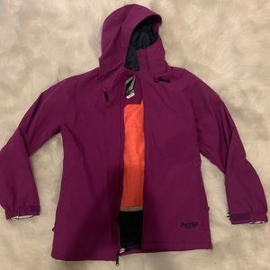 Volcom Women’s large snowboarding jacket